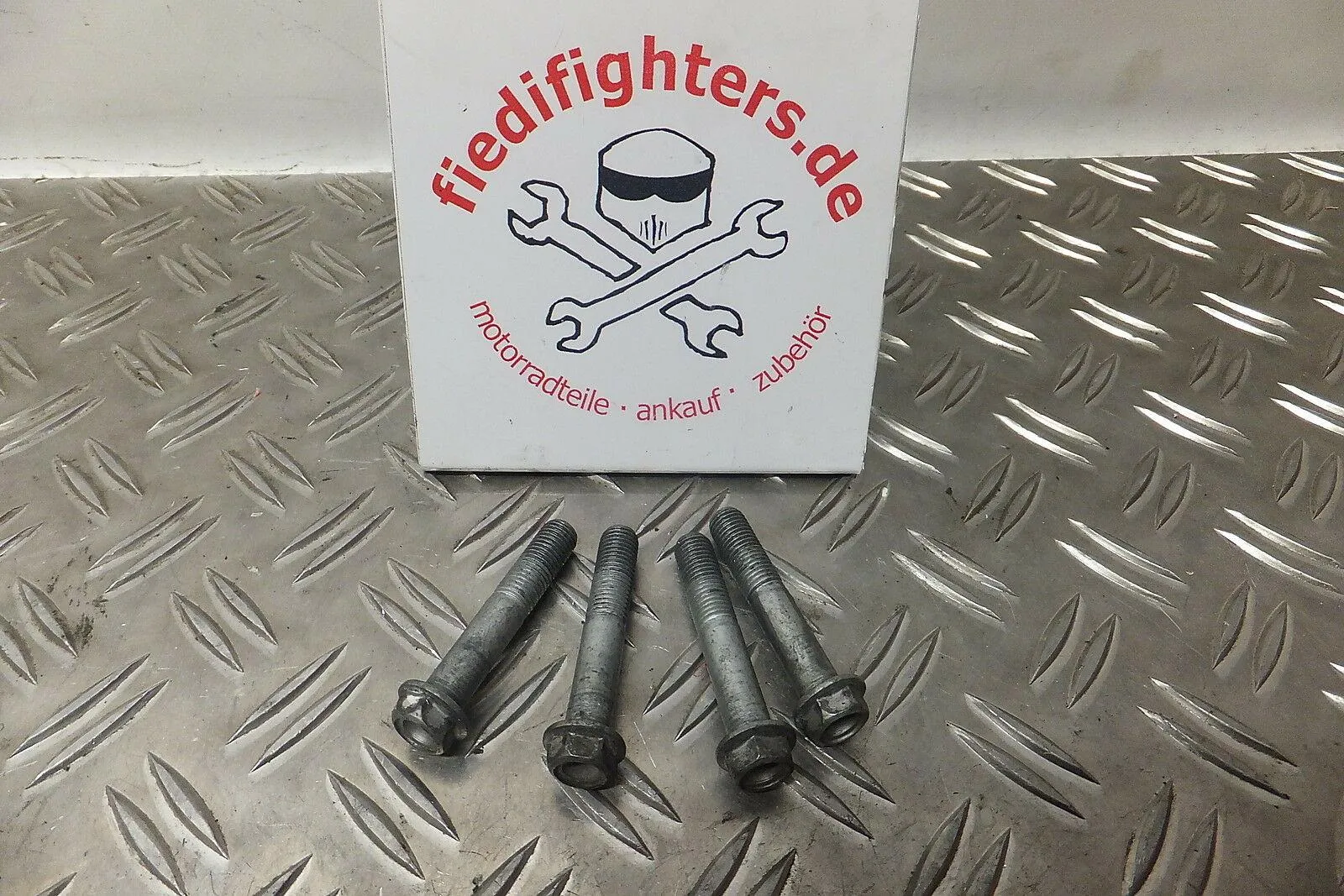 Bremssattel Schrauben vorne Brake Screws Aprilia Mana 850 RC 07.08 5831km 56kW