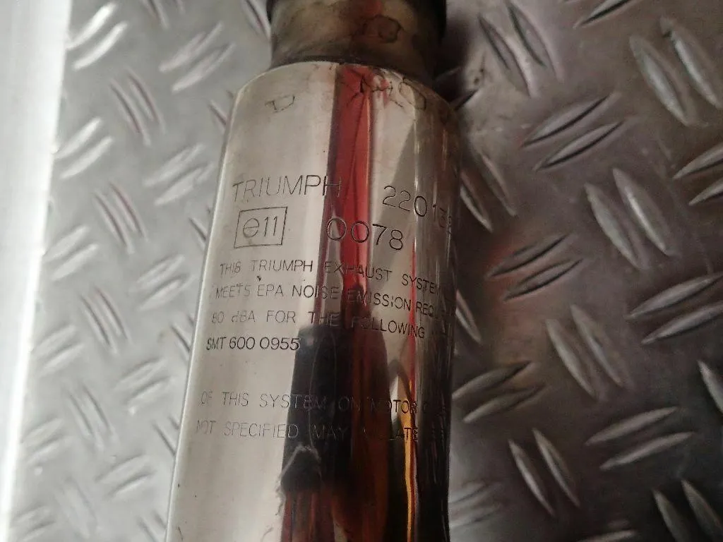 Auspuff Endtopf Endschalldämpfer Triumph Sprint ST T695 BJ.98 46037km