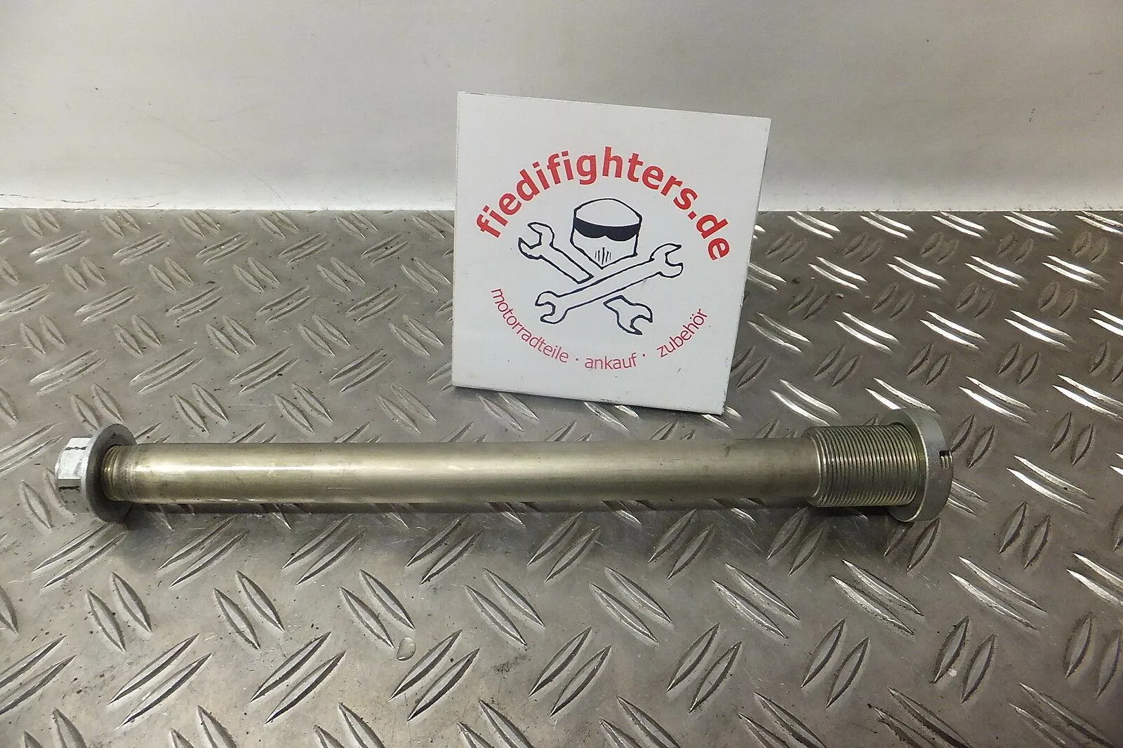 Schwingenachse 22mmØ 325mm Achse Schwinge Suzuki K8 GSX-R600 WVCV 09/10 11105km