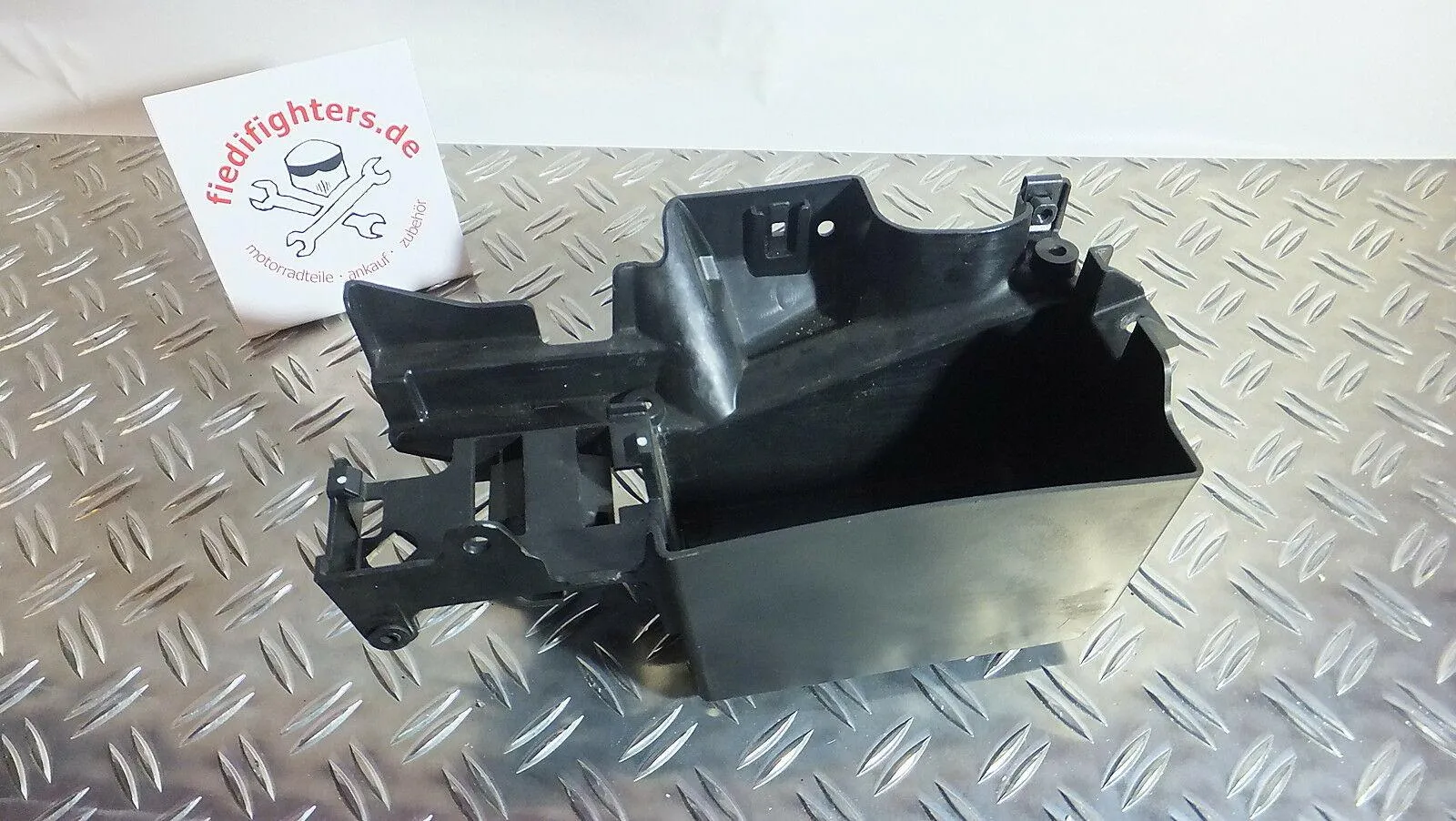 Verkleidung Batteriefach Batterie Heck 6155km Bj.2013 Kawasaki 650 Versys LE650C