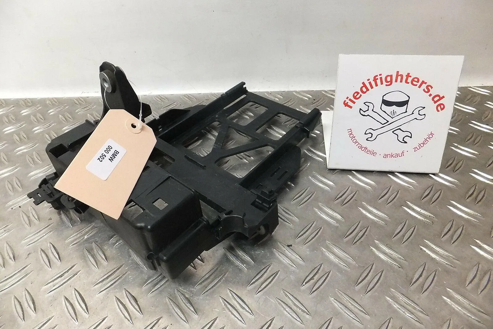 Halter Steuergerät Befestigung Halter BMW F 800 R Ez.09/11 17363Km