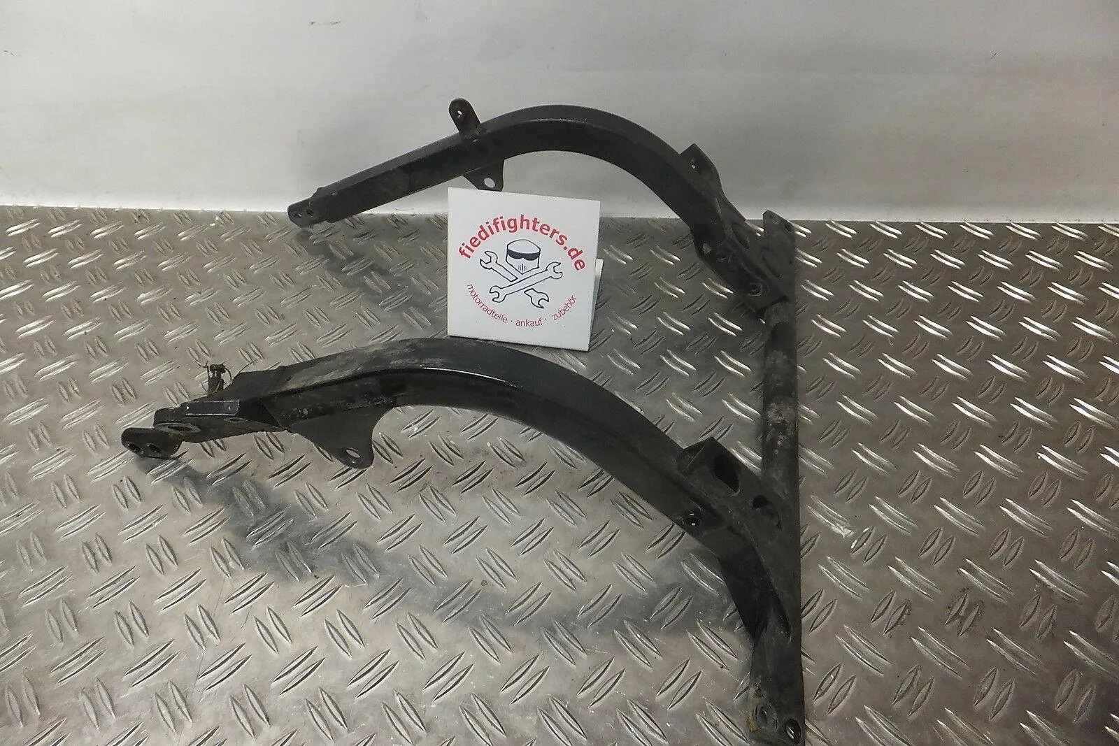 Rahmenstrebe Rahmen Motor unten Halter Rahmen 9980km Suzuki GSX600F AJ Ez.00