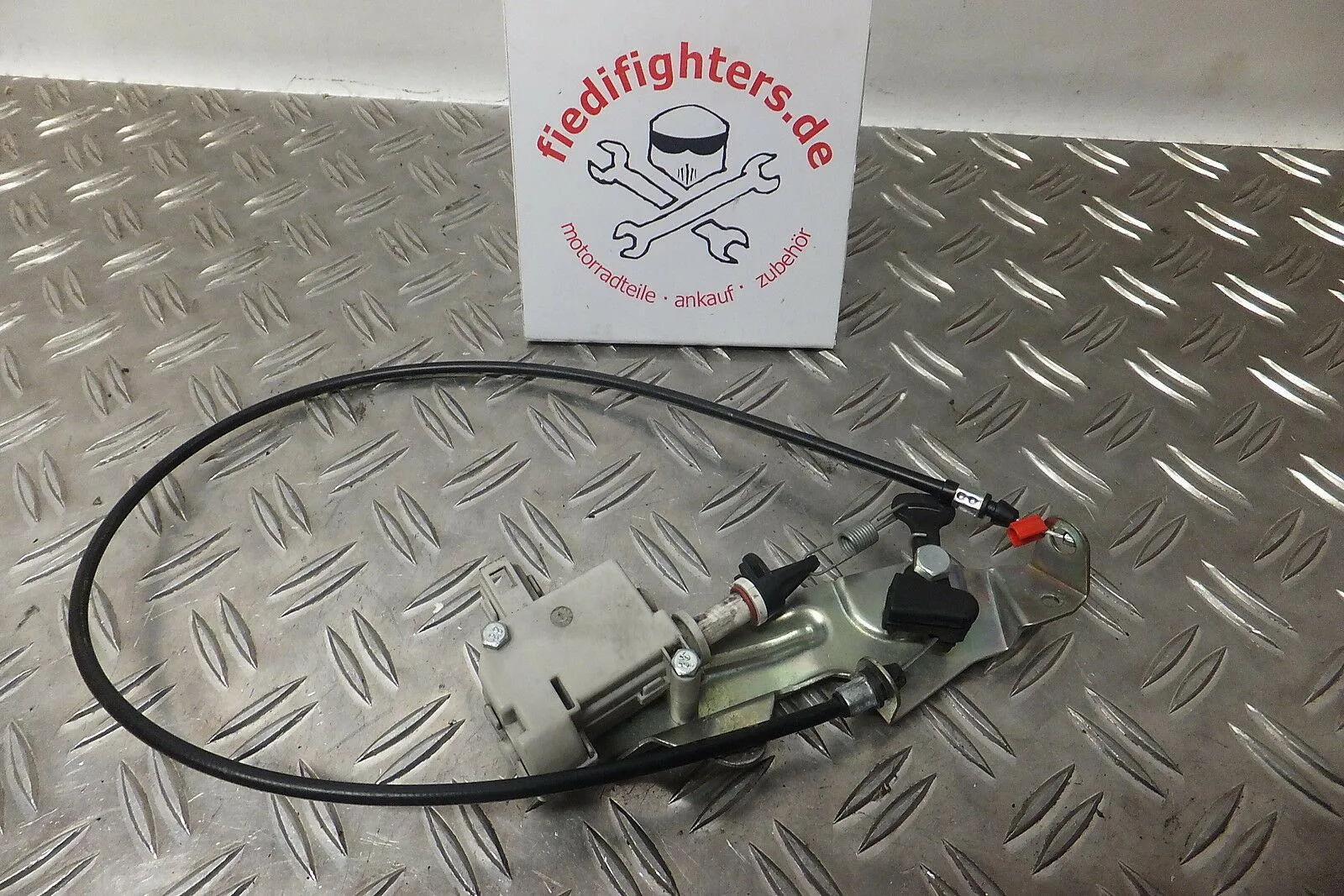 Stellmotor Öffnungsmotor Stellmotor Aprilia Mana 850 RC 07.08 5831km 56kW