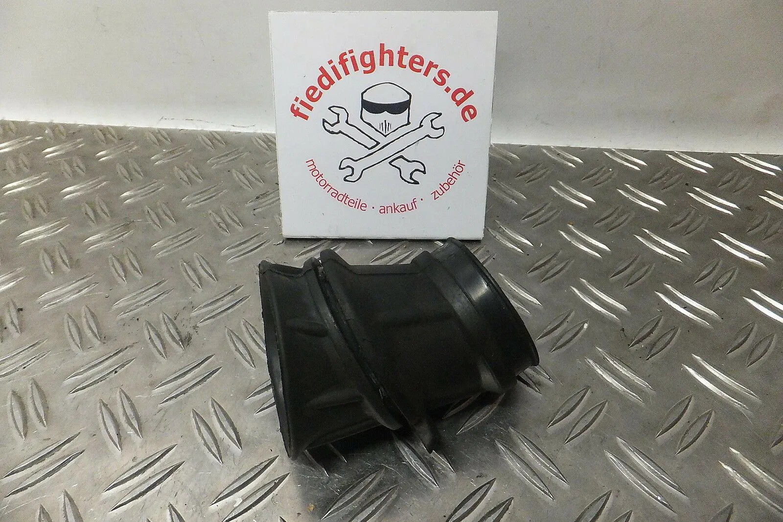 Schlauch 851858 Aprilia Mana 850 RC 07.08 5831km 56kW