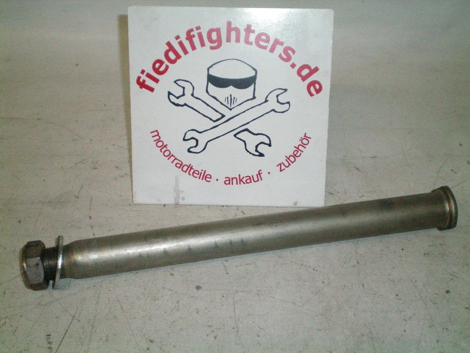 Achse Radachse Steckachse hinten Ø 28mm 320mm Yamaha YZF-R6 RJ15 R6 950Km