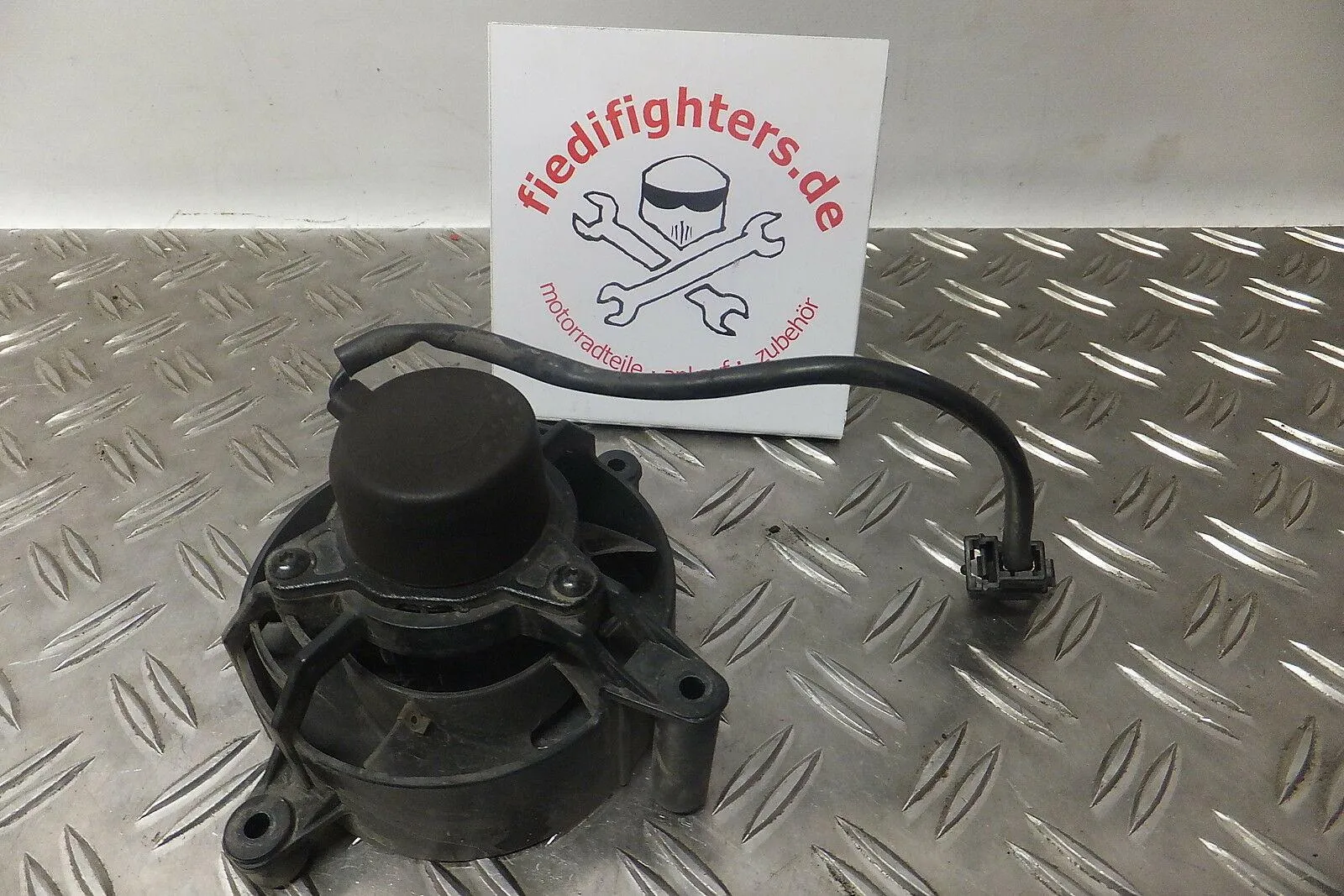 Lüfter Ventilator Kühler Lüfter Ventilator Aprilia RS 4 125 TW Ez.2012 12300km