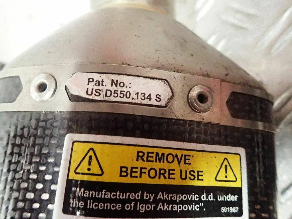 Akrapovic Auspuff Endschalldämpfer Kawasaki Z1000 ABS BJ.14-16 Sugomi Edition