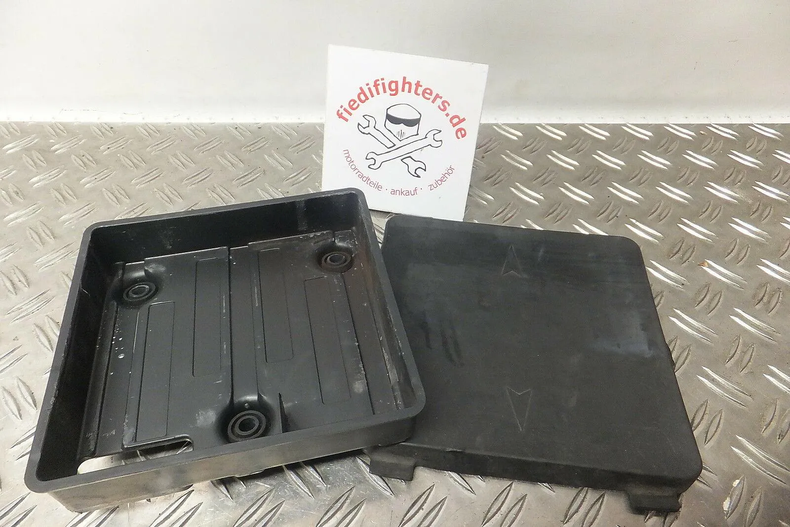 CDI Box Halter Plastikbox CDI Abdeckung Aprilia RSV 1000 ME Mille Ez.2000