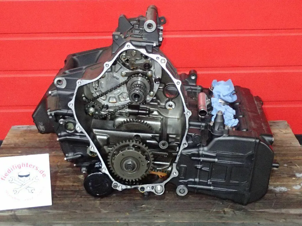 Motor Engine ohne Anbauteile Honda CB1000R SC60 Ez.10 28420km