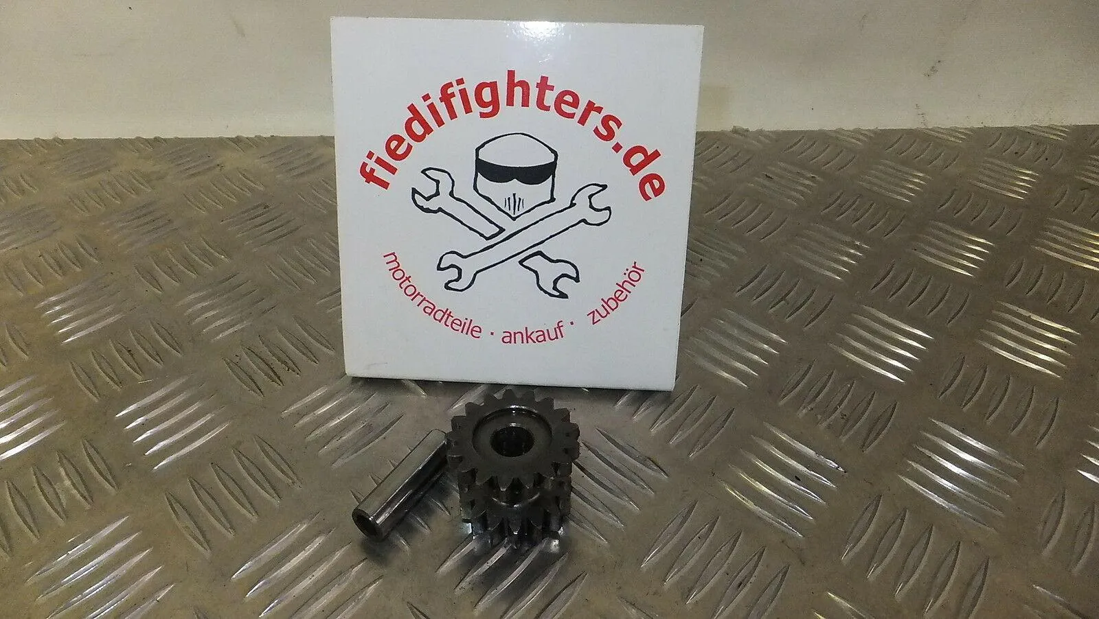 Anlasserfreilauf Anlasser Motor klein Suzuki GSX-R 1000 K1 K2 WVBL 18264Km