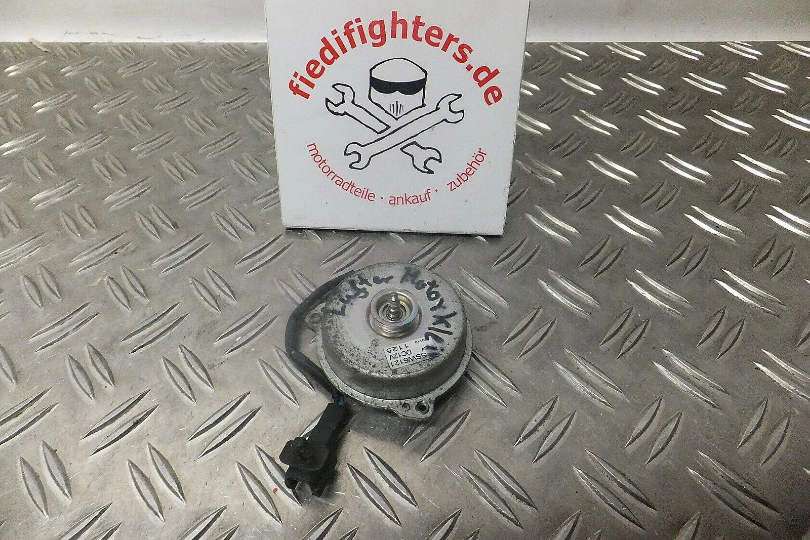 Lüfter Ventilator Kühler Lüfter Motor klein Suzuki GSX1250FA 09/11 WVCH 12399km