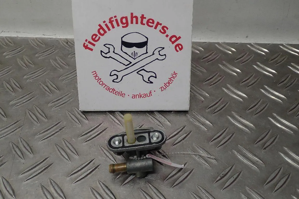 Benzinhahn Hahn Kraftstoffhahn Yamaha Fazer 1000 RN06 Bj.01 28633km