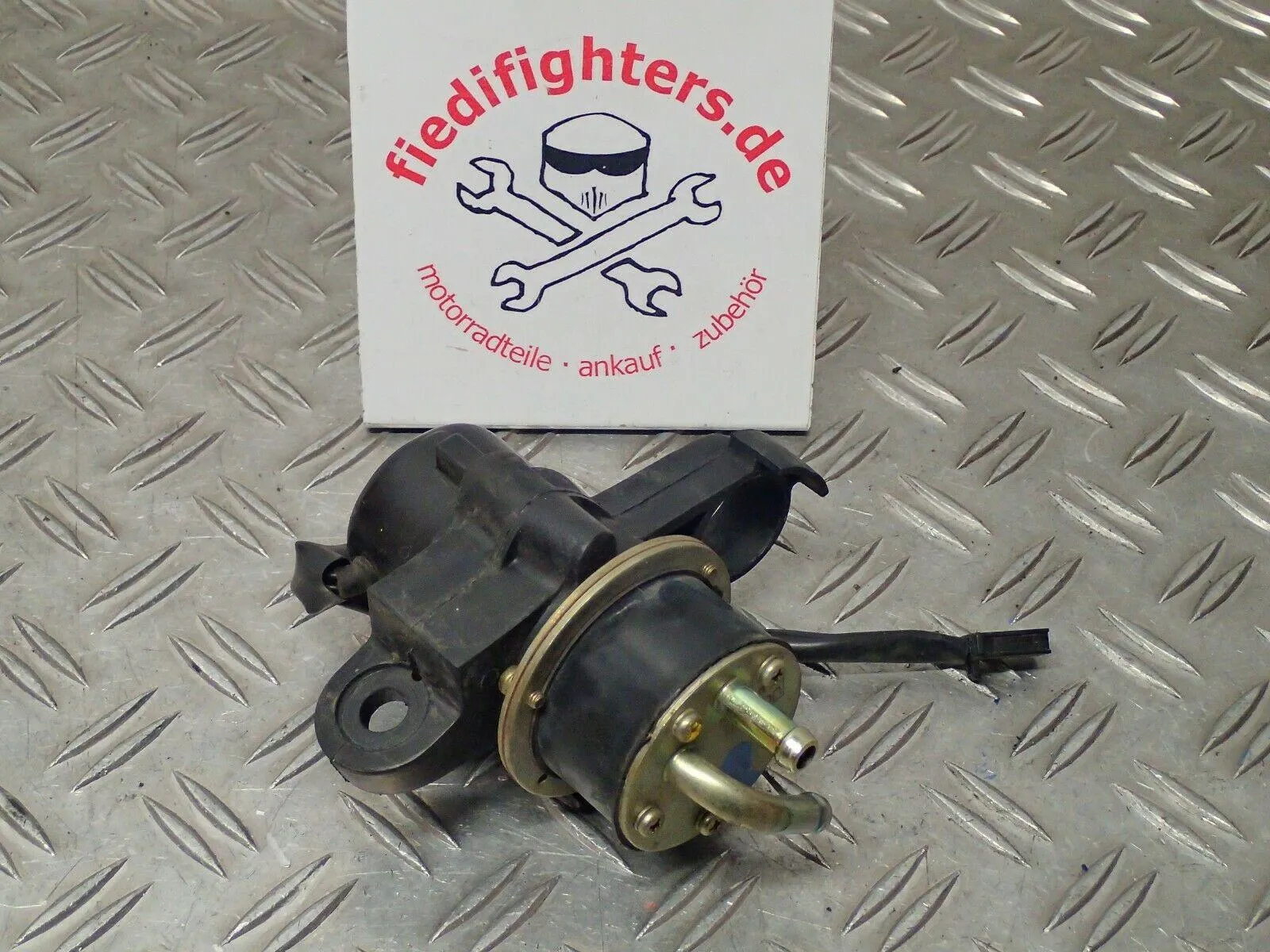 Benzinpumpe Kraftstoffpumpe Benzin Pumpe Yamaha YZF R1 RN04 Ez.02 23677km