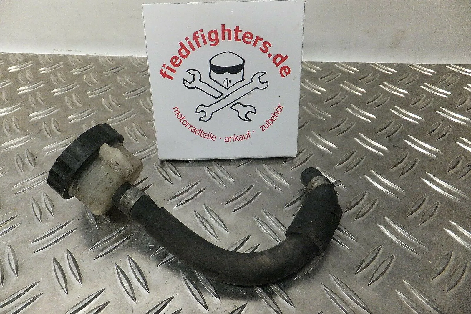 Bremsflüssigkeitsbehälter Bremse hinten Triumph Daytona T595 955i 19880km