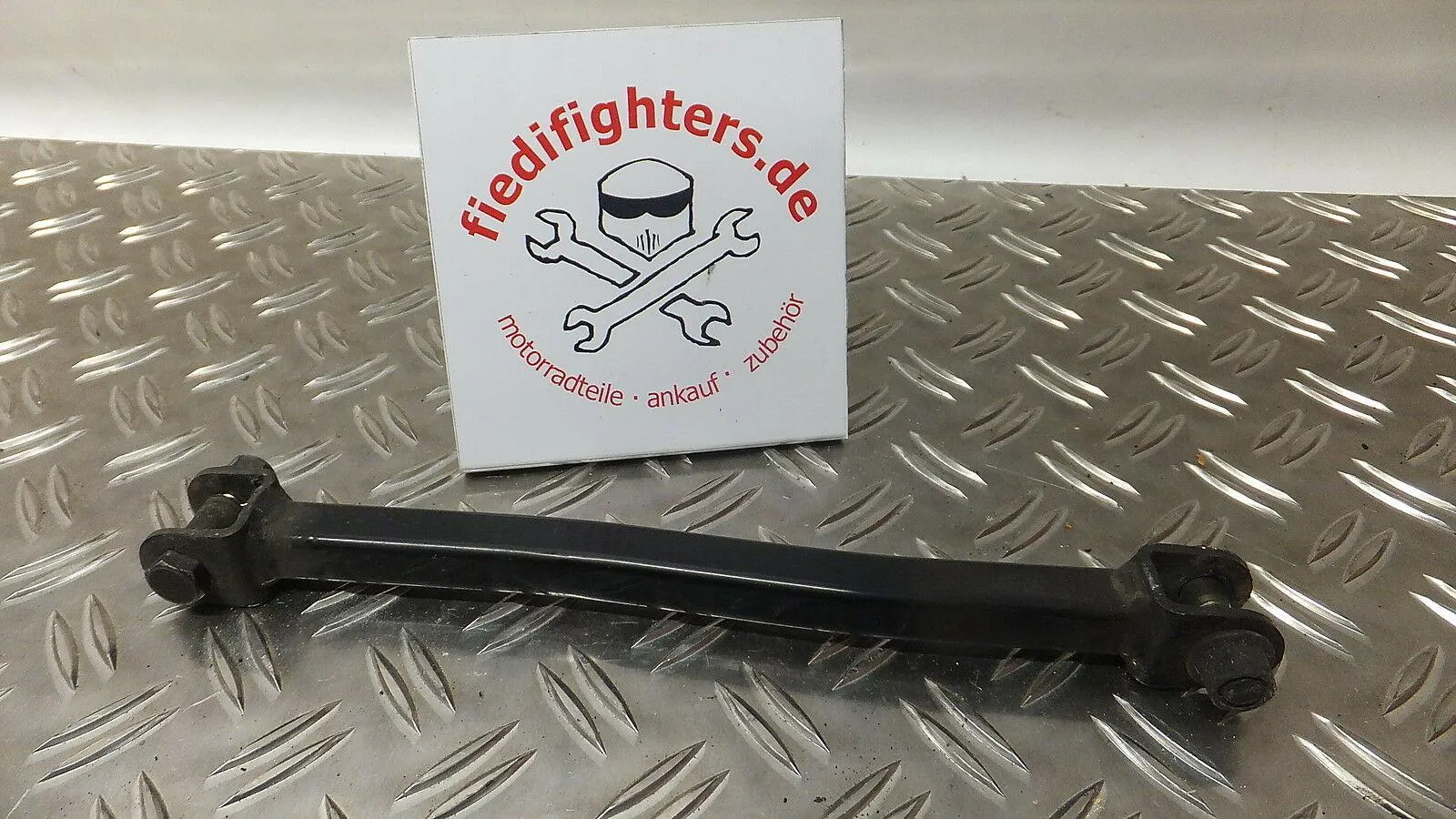 Bremse Bremssattelhalter Halter 260mm Suzuki Bandit Kult GSF 600S GN77B