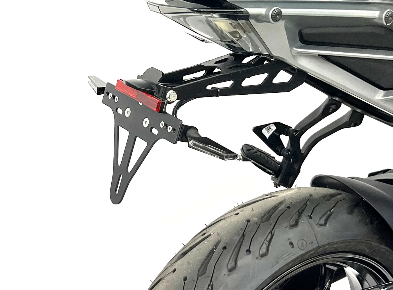 alpha Technik Kennzeichenhalter für KTM 125 Duke / 390 Duke ab Modelljahr 2024-, Typ: KTM IS DK