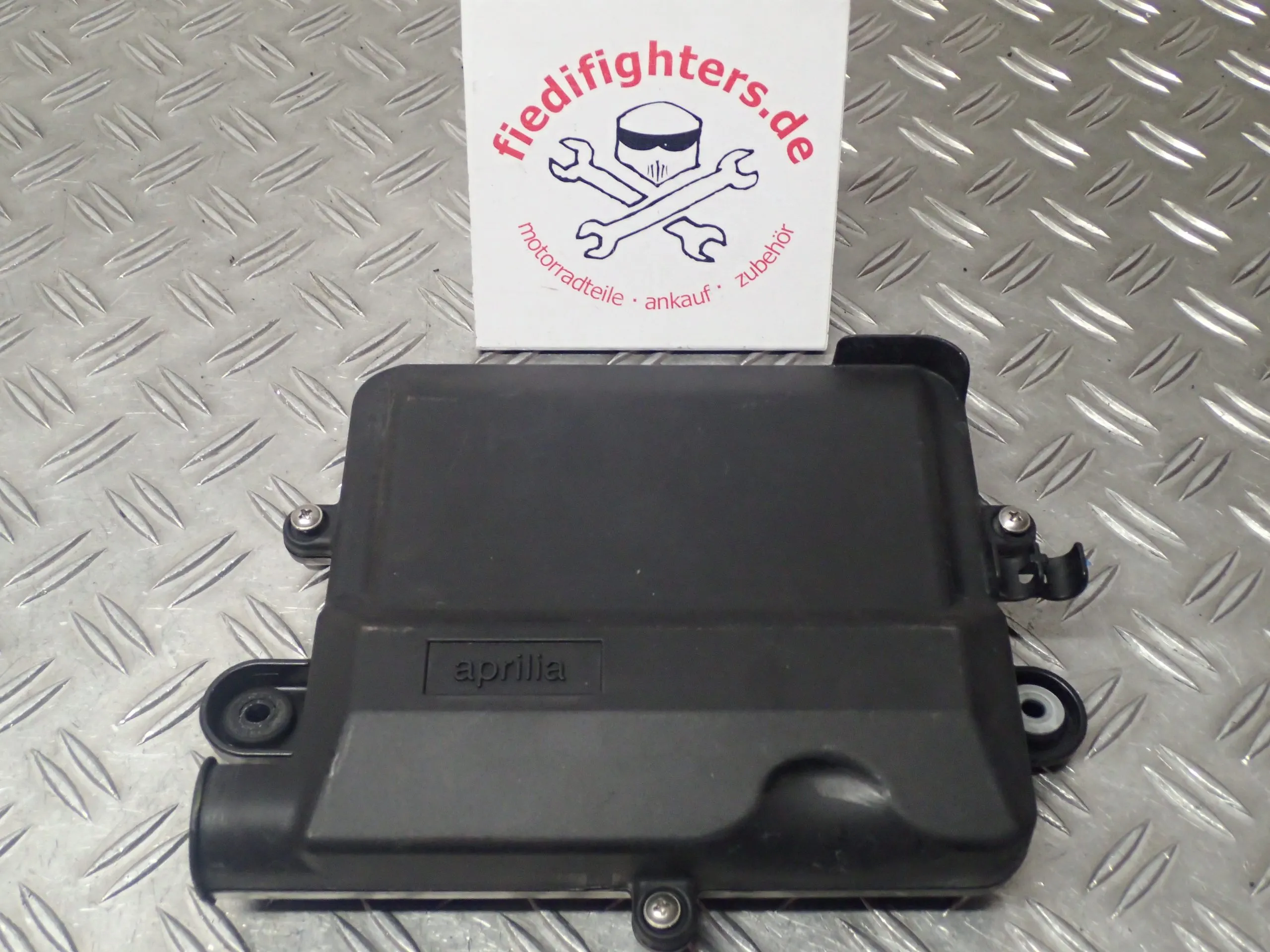 Haltebox CDI-Einheit Halter Aprilia Dorsoduro 1200 TV BJ.13 21077km