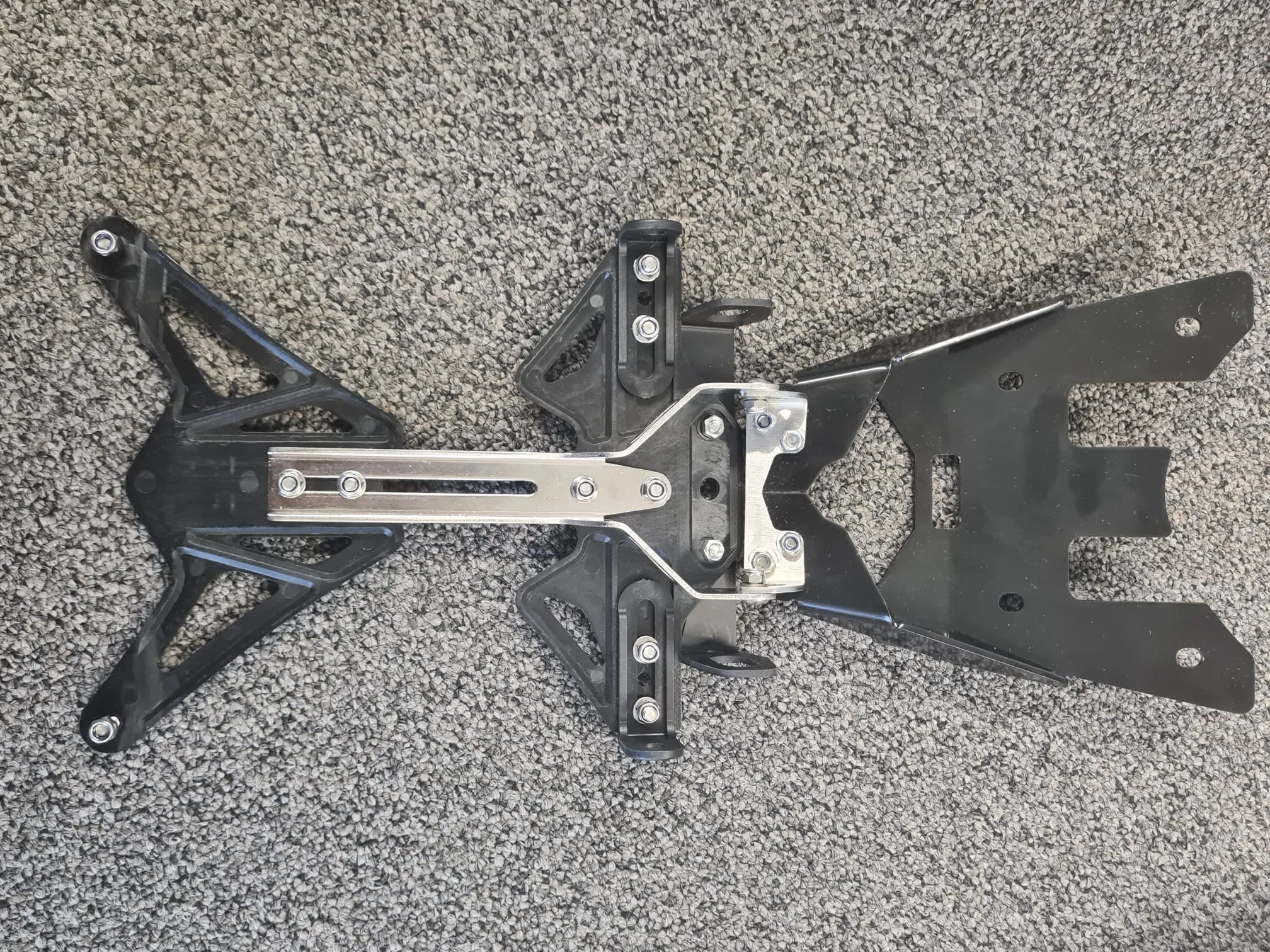 Barracuda Kennzeichenhalter für Honda Africa Twin 2021-, XL750 Transalp 2023- zur Verwendung mit originalen Blinkern