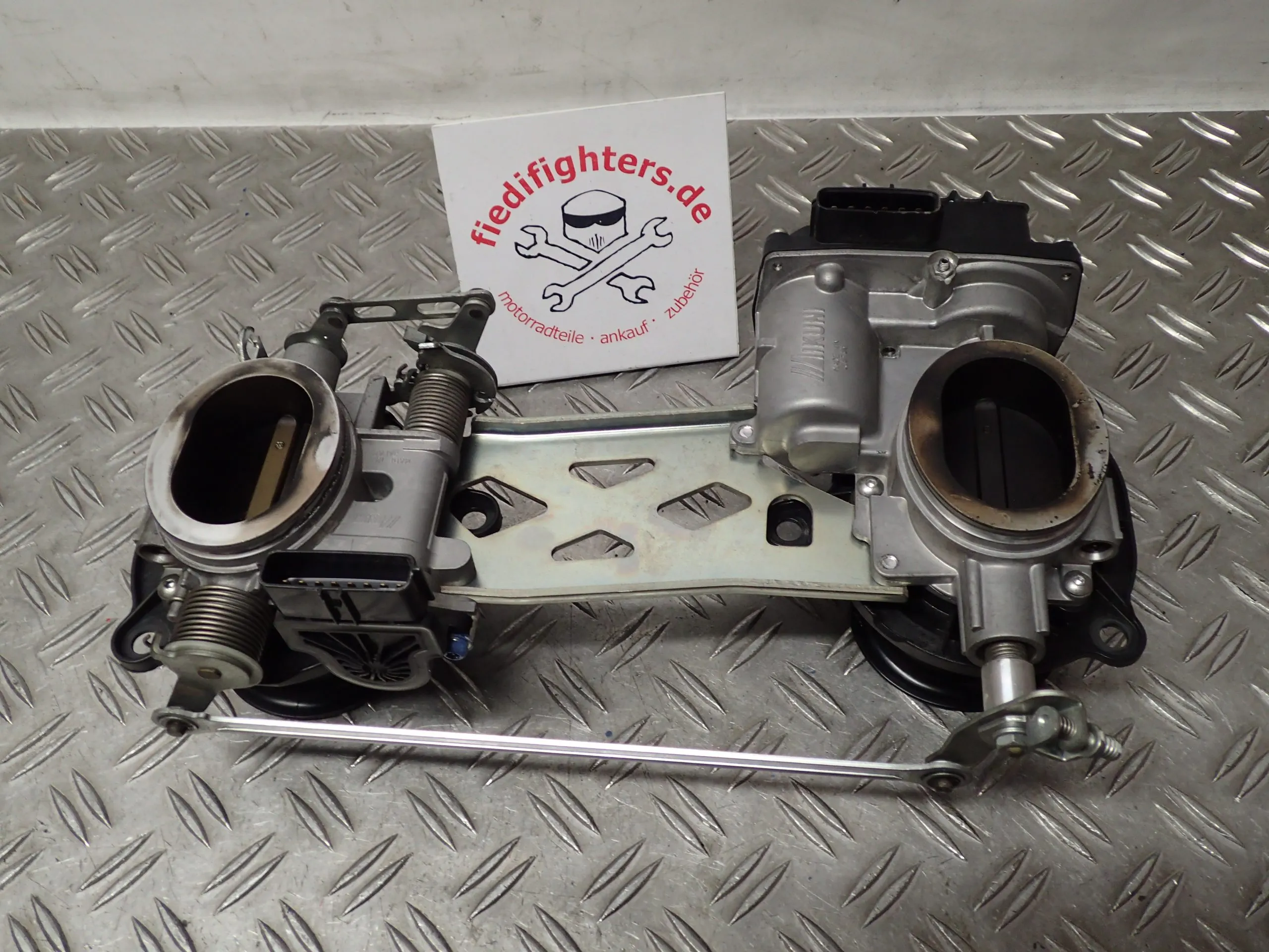 Einspritzanlage Drosselklappe Ducati Multistrada 1200 EZ13