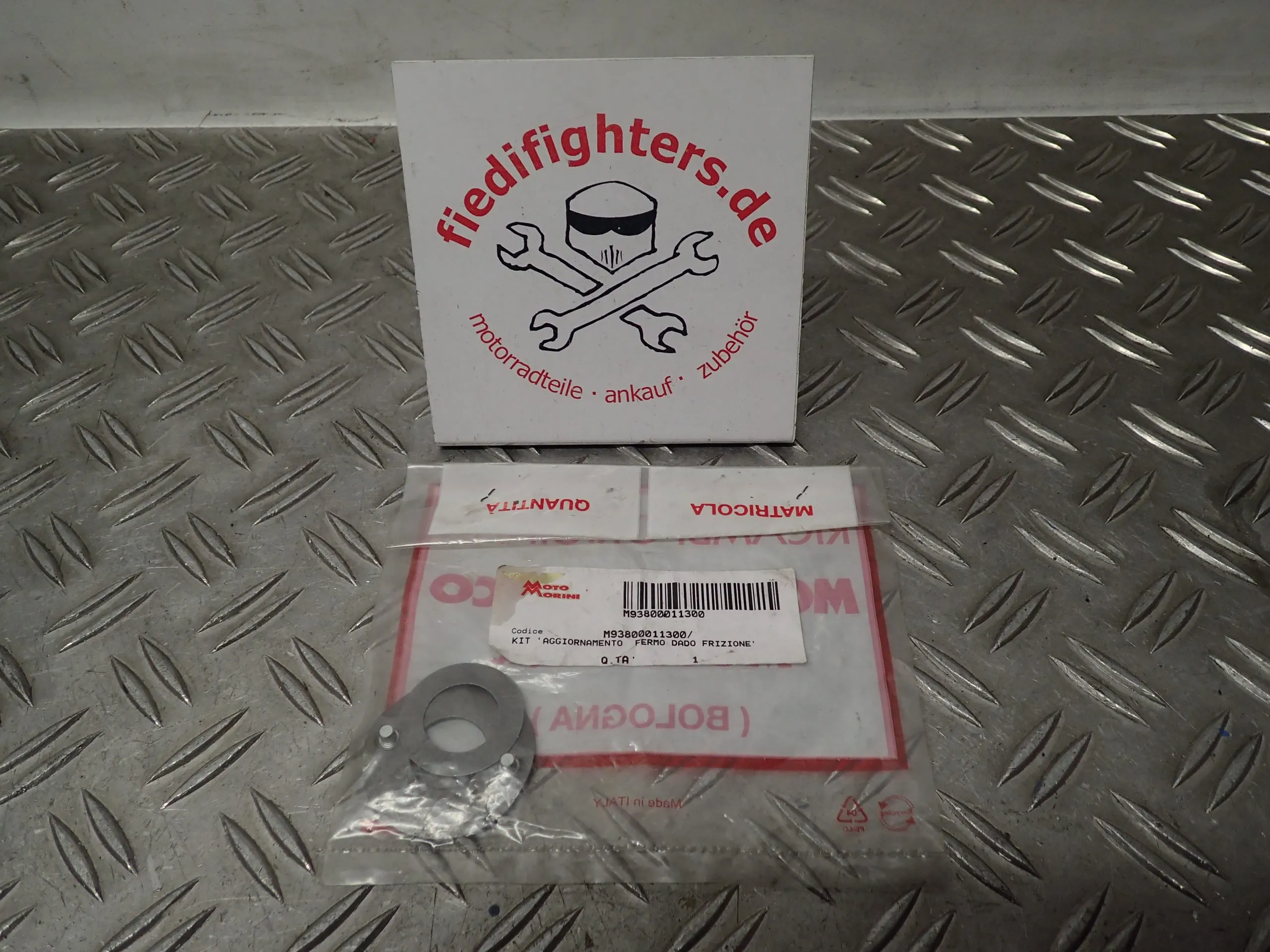 Halteplättchen Mutter mit Unterlegscheibe Morini Corsaro 1200 Veloce Bj.07