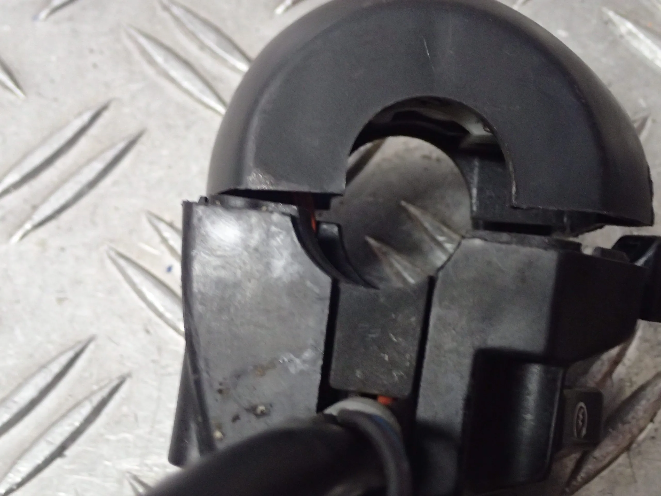 Lenkerschalter Armatur rechts Schalter Suzuki SV650 AV Bj.99 38063km