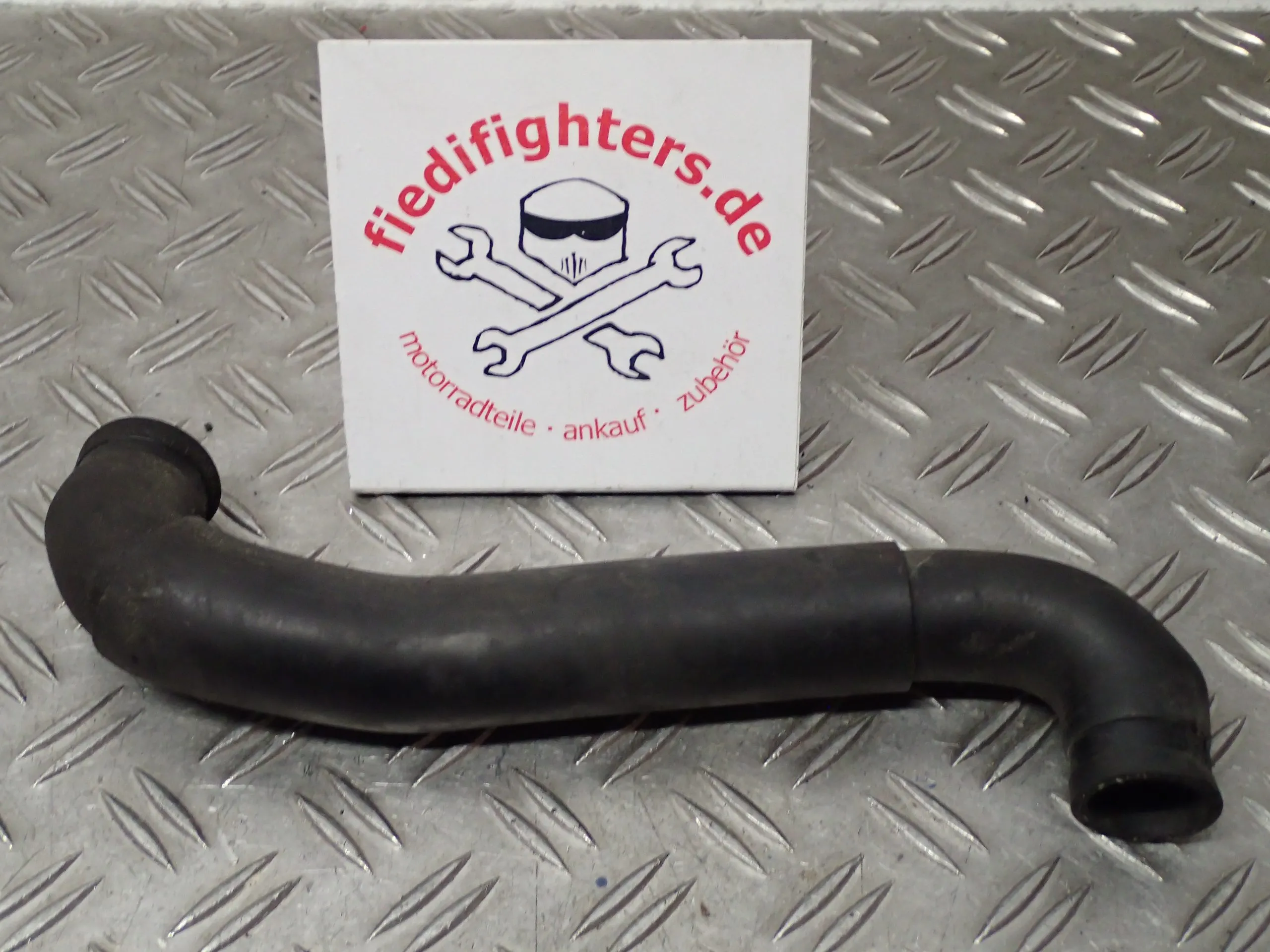 Kühlerschlauch Thermostat Suzuki SV650 AV Bj.99 38063km