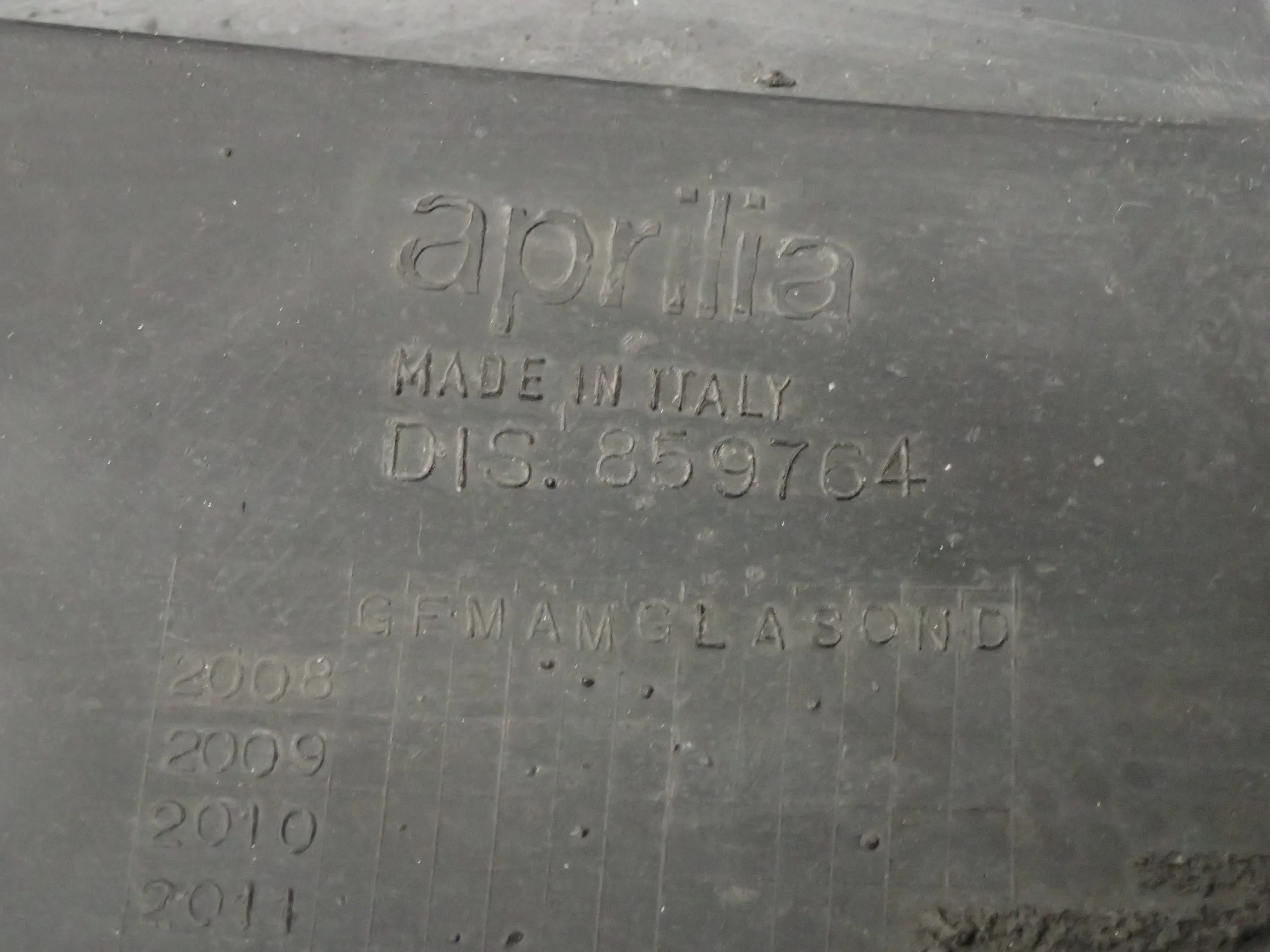 Hinteres Schutzblech Kotflügel Aprilia Dorsoduro 1200 TV BJ.13 21077km