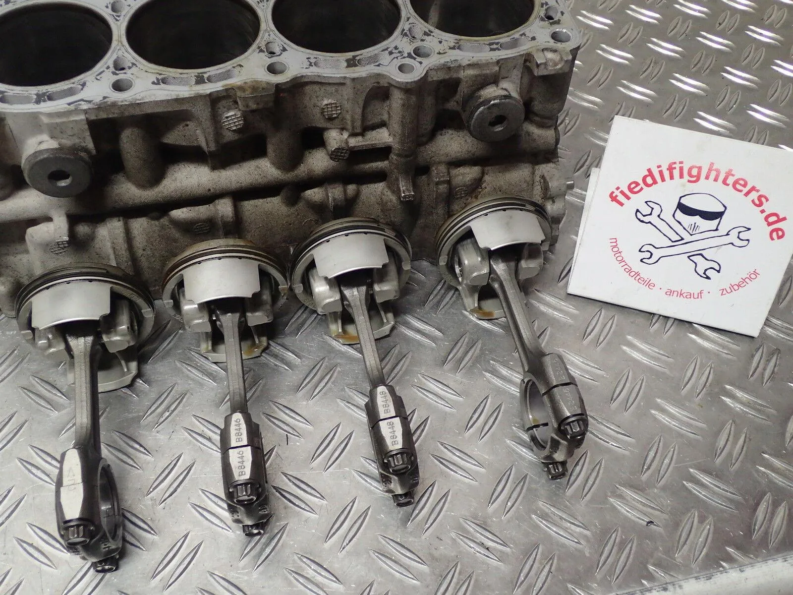 Zylinder Kolben Motor Suzuki GSX-R 750 K5 GSXR