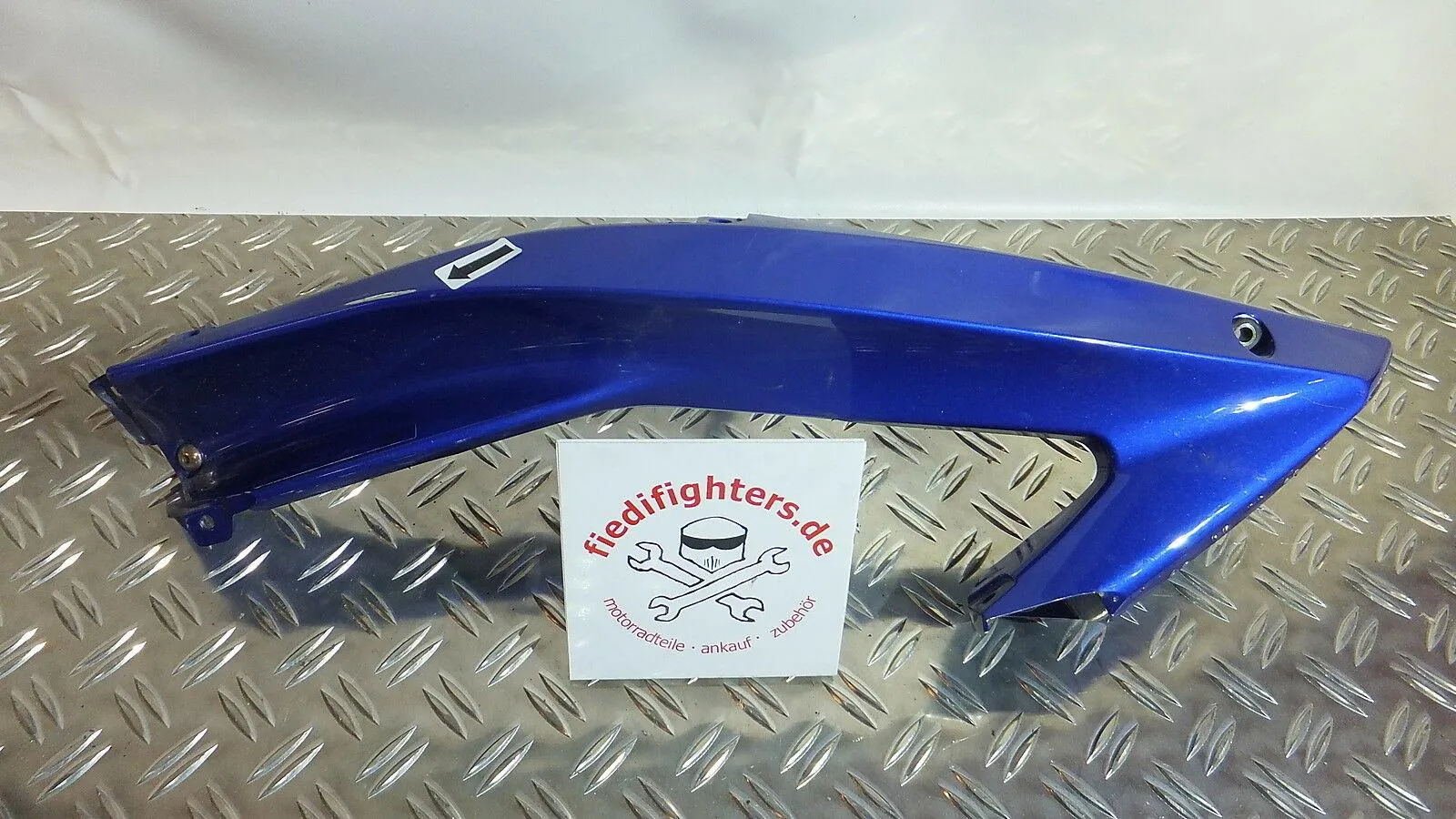 Verkleidung Seitenverkleidung links Yamaha YZF R6 RJ11 EZ.06 28000km
