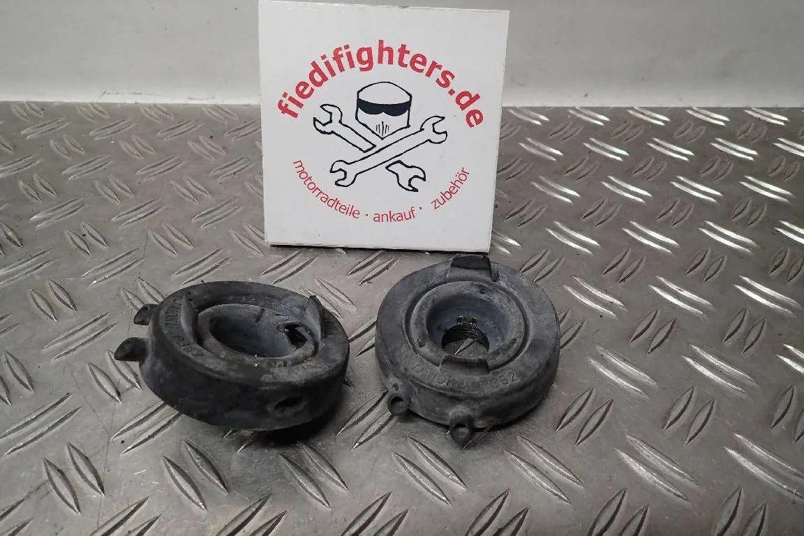 Scheinwerfer Verschluss Kappen Triumph Sprint ST 955i T695 EZ.01 46660km