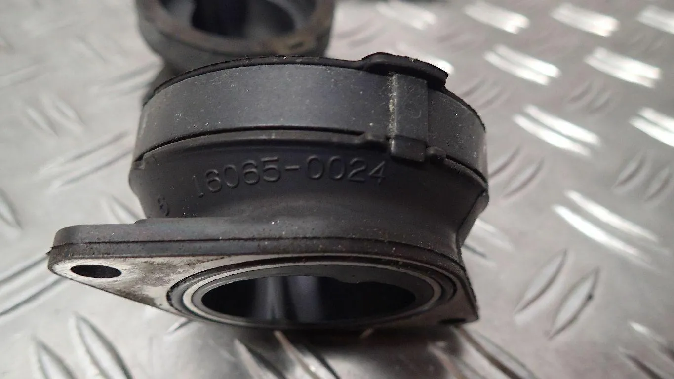 Ansaugstutzen Einspritzanlage Kawasaki Versys ABS 650 LE650C Ez.4/10 9693km