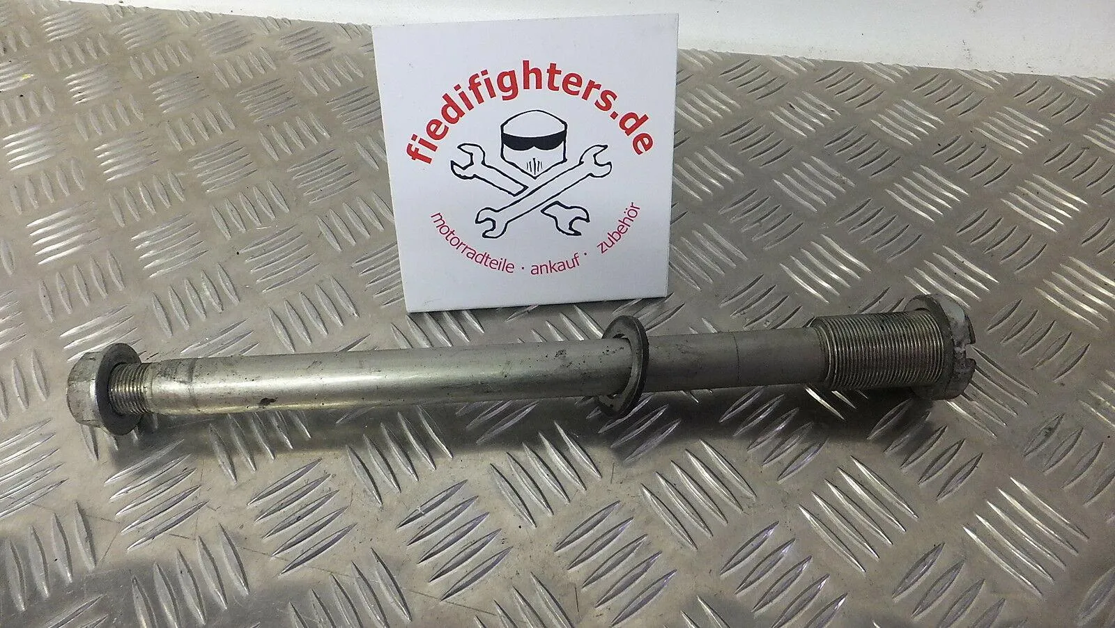 Schwingenachse Achse Schwinge 15603km Suzuki GSR600 GSR 600 WVB9