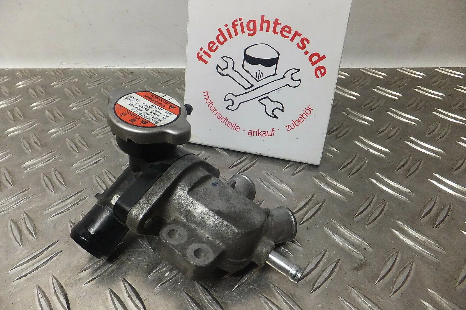 Thermostat Kühler Thermostat Fühler Suzuki GSX1250FA 09/11 WVCH 12399km