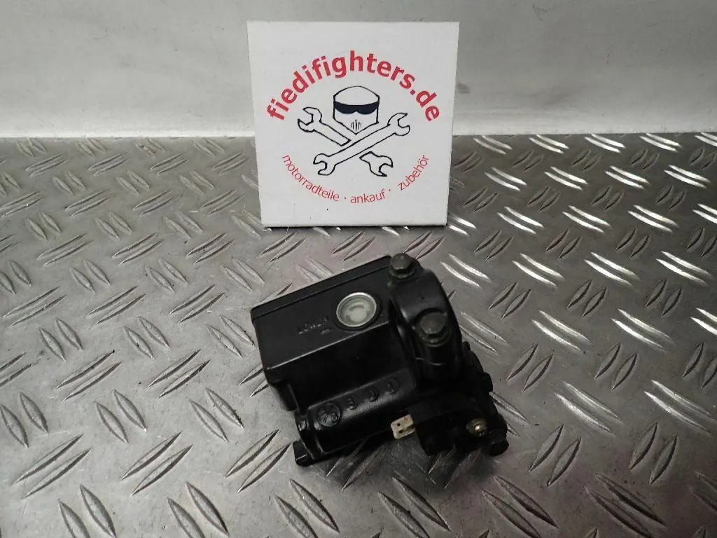Bremszylinder vorne Bremspumpe Bremse Suzuki GSF 650 S WVB5 BJ.05 20774km