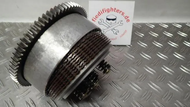 Kupplungskorb Clutch Kupplung Korb Suzuki GSX-R 750 GR7AB EZ.92 54886km