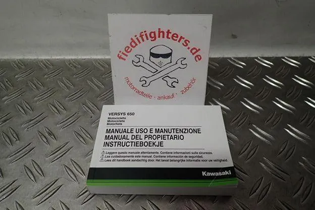 Bedienungsanleitung IT, ES, NL Handbuch Kawasaki Versys 650 LE650E BJ.17 832km