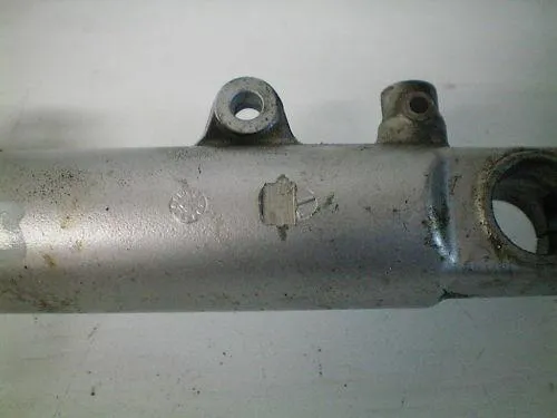 Yamaha YZF-R6 RJ03 Gabel fork Gabelholme