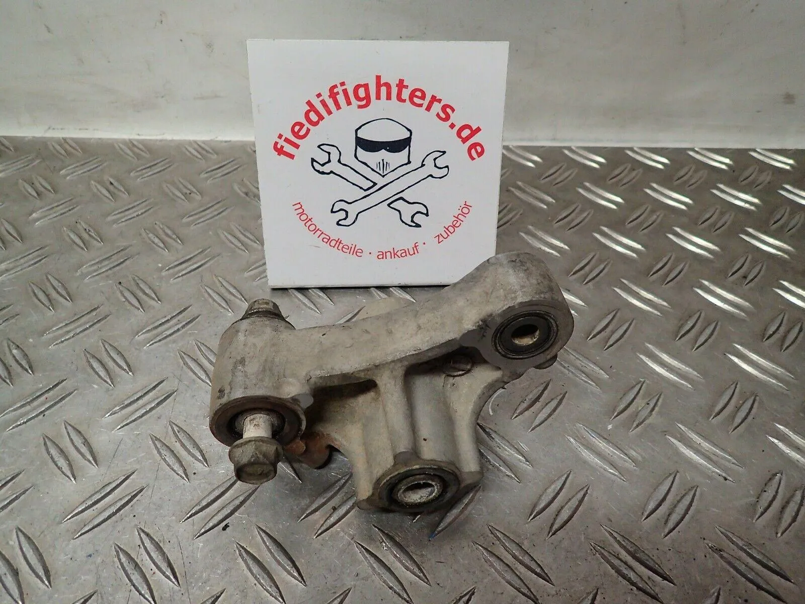 Umlenkung Knochen Schwinge Federbein Kawasaki Z750 ABS ZR750L Ez.07 29933km