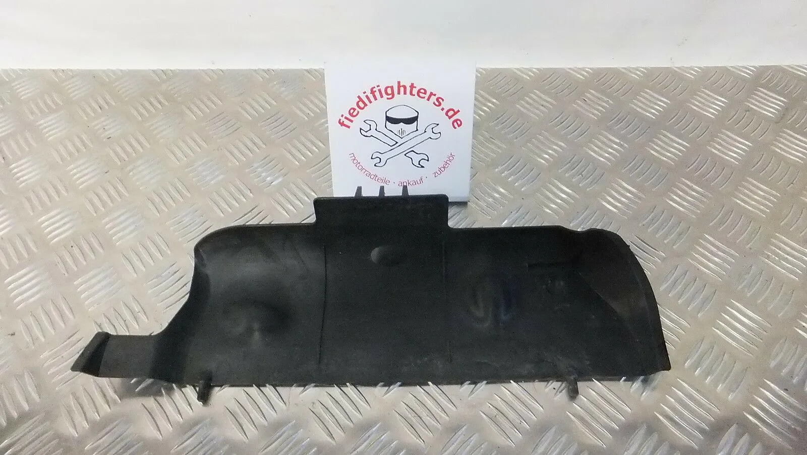 Verkleidung Spritzschutz Motor Suzuki GSR600 GSR 600 WVB9