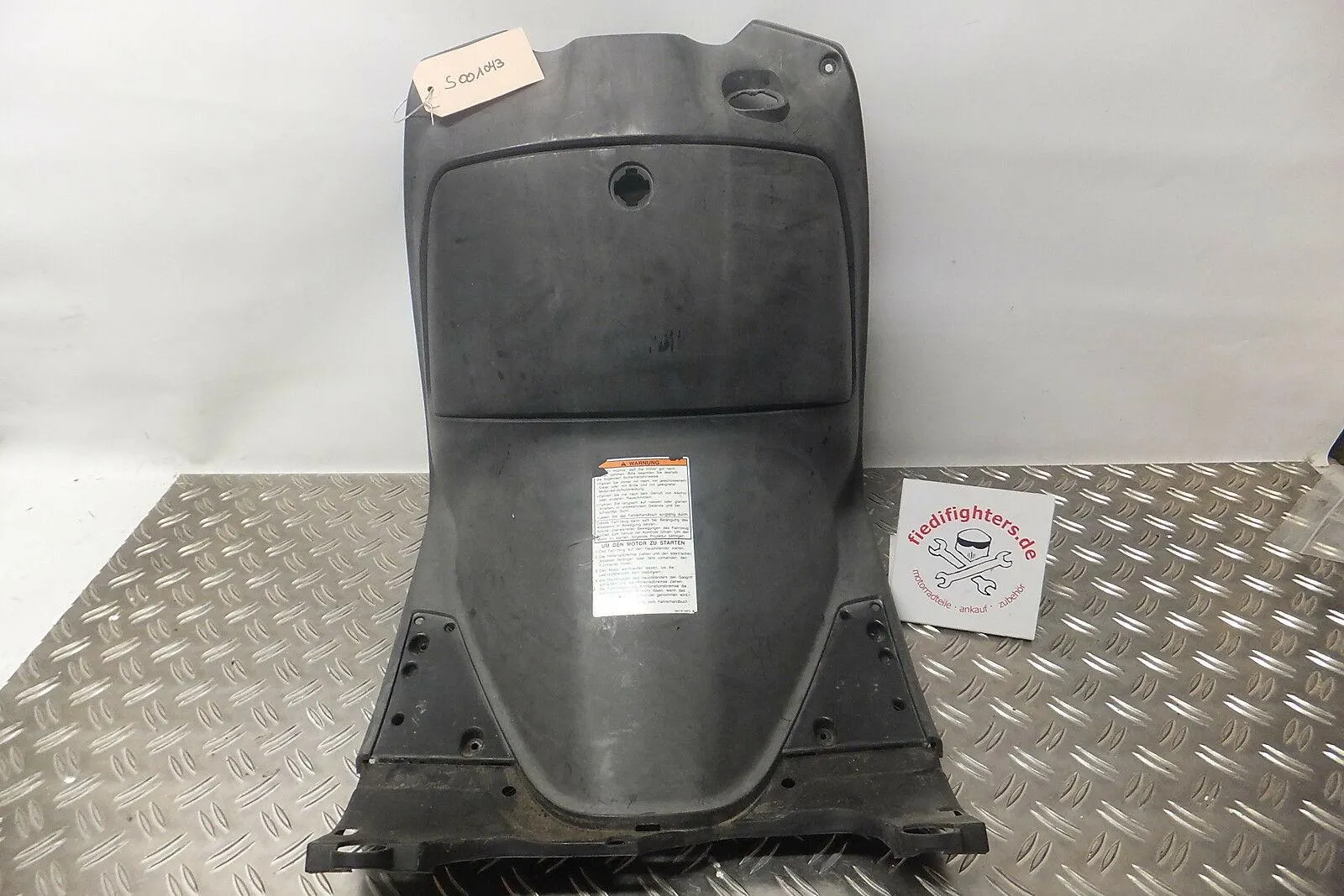 Handschuhfach Verkleidung Handschuhfach Suzuki Roller UE125 WVBH Ez.01