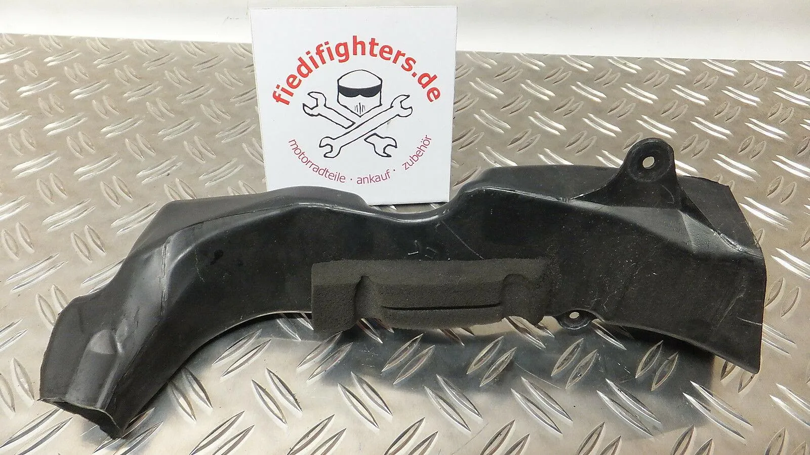 Verkleidung Ram Air Kanal rechts Yamaha YZF R6 RJ11 EZ.06 28000km