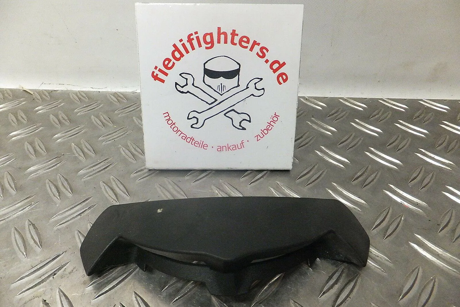 Verkleidung innen vorne klein Kanzel vorne Suzuki GSX1250FA 09/11 WVCH 12399km