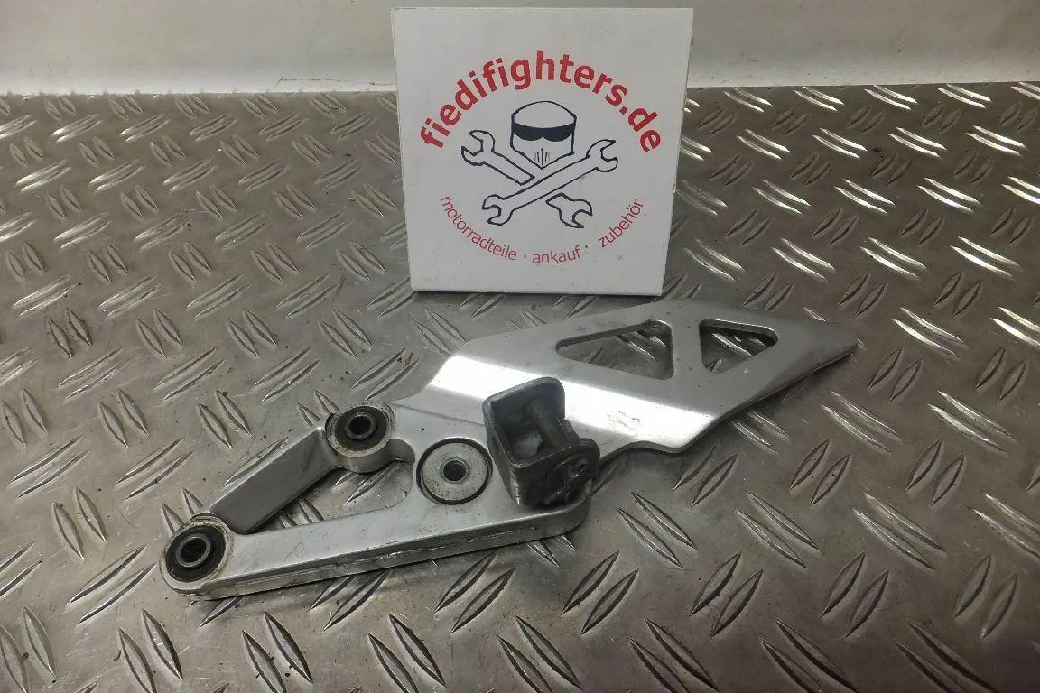 Fußrasten links Rastenplatte links Fußraste Suzuki GSX-R1100W GU75C 3/96 57794km