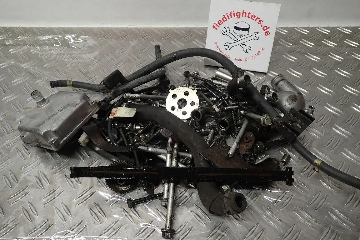 Motorschrauben Halter Schrauben Kleinteile Yamaha YZF-R6 RJ09 EZ.05 14810km