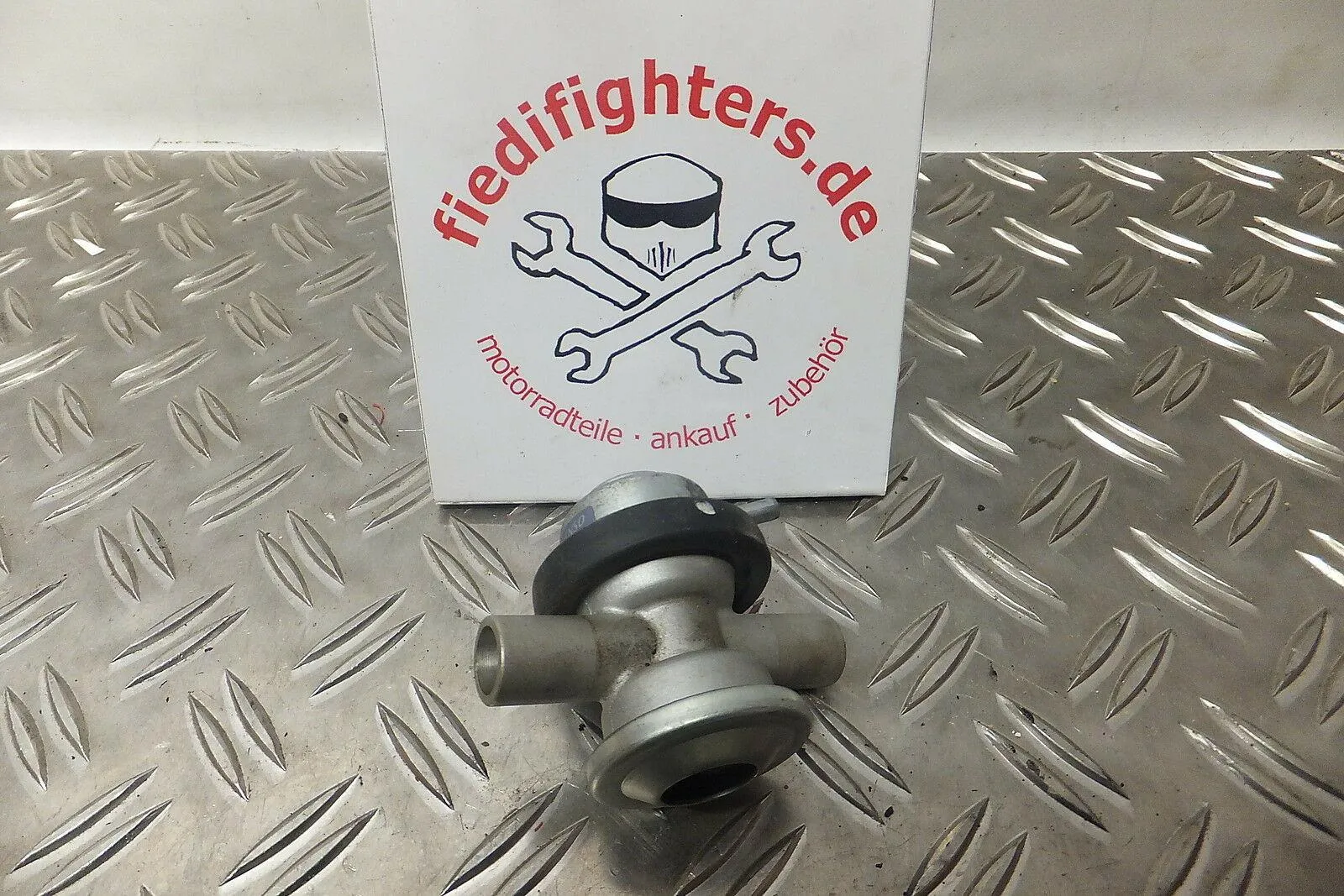 Abgasrückführung Sekundärluftventil 14269km Kawasaki ZX-9R Ninja ZX900E EZ.02