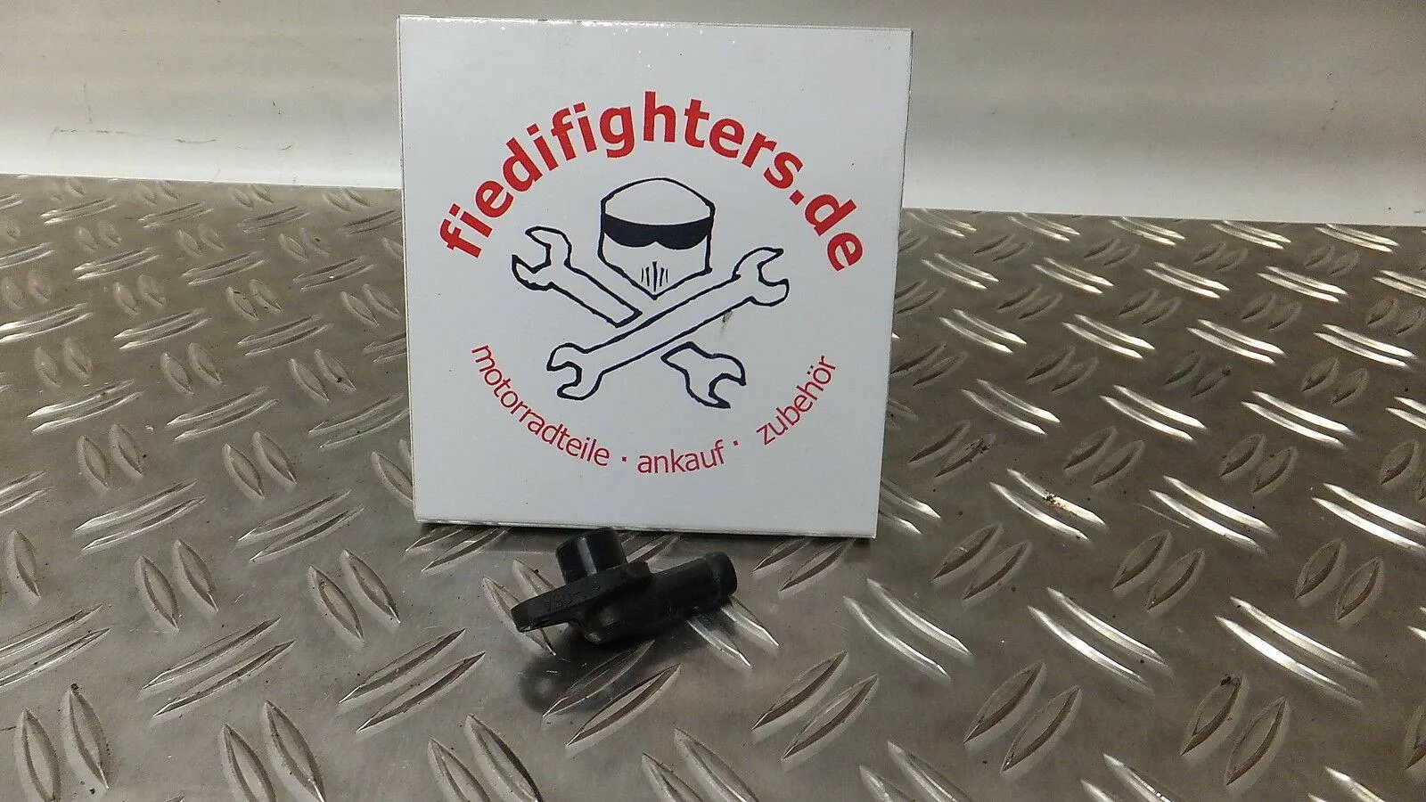 Bremsflüssigkeitsbehälter Bremse Anschluss Winkel Suzuki GSX-R 750 W EZ.95 GR7BB