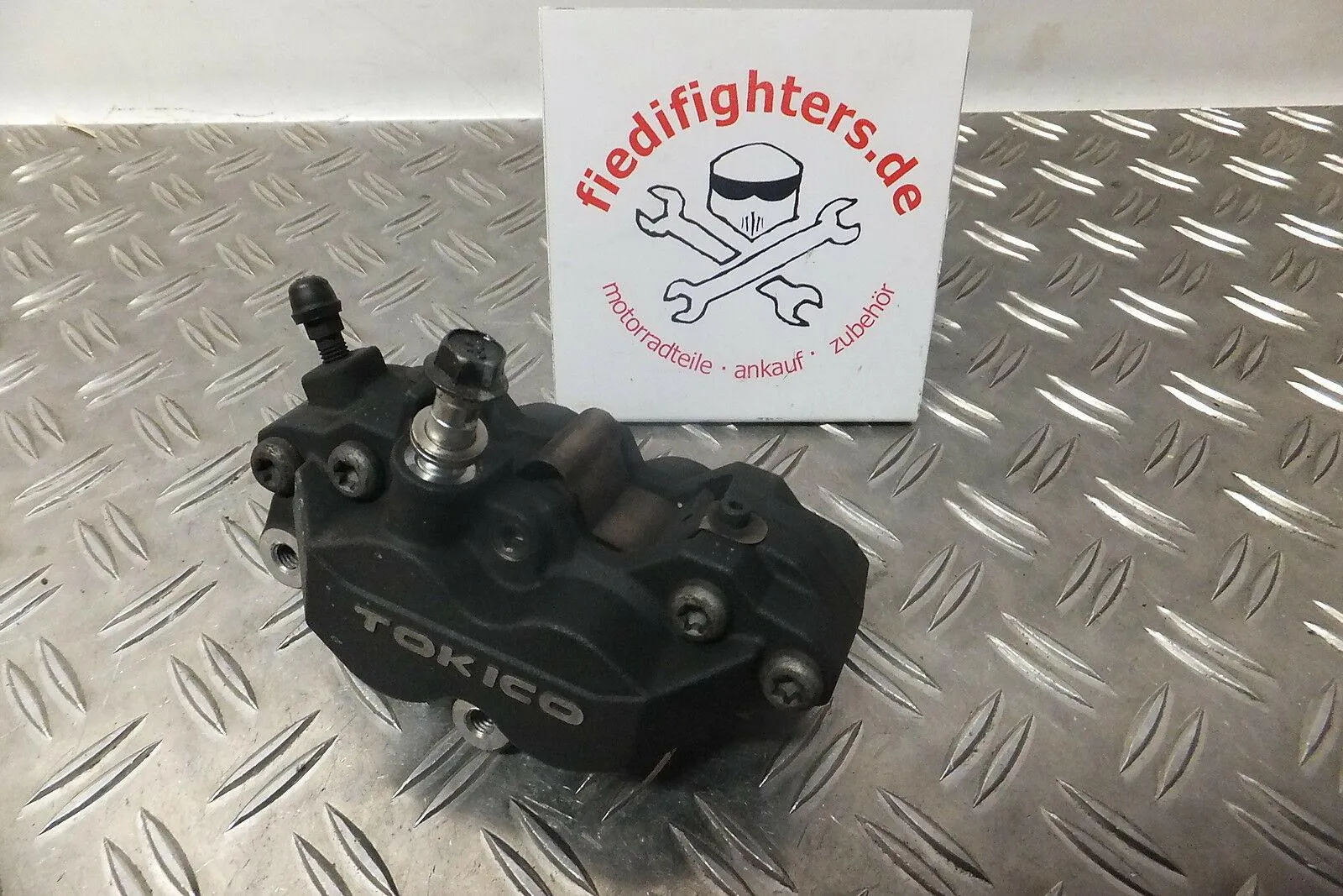 Bremssattel vorne links Bremse Sattel Suzuki GSX1250FA 09/11 WVCH 12399km
